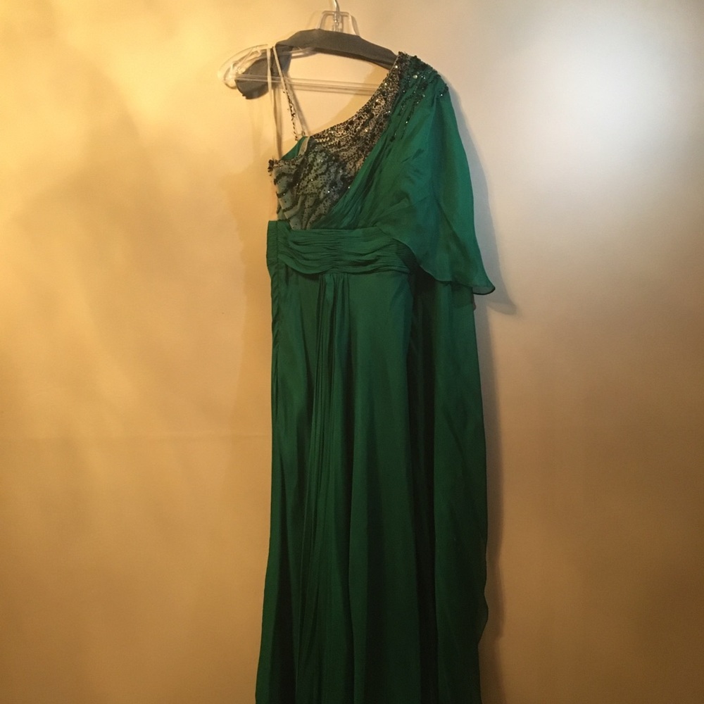 Alberto Makali Green Long Silk Gown Size 8
